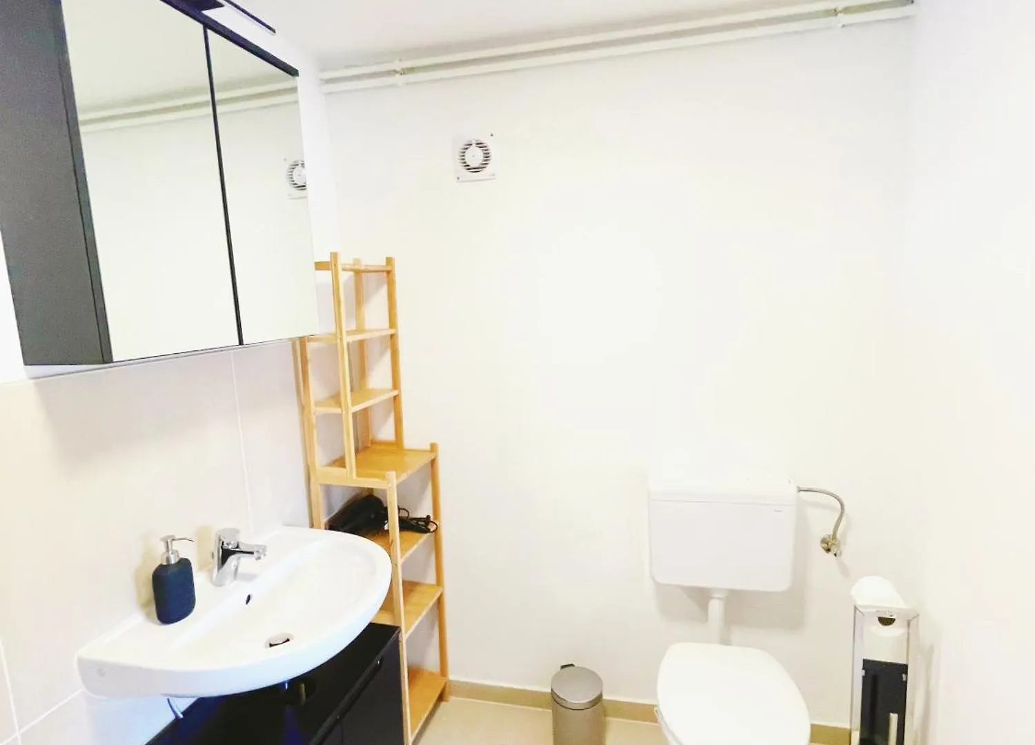 Contactless Self-Check-In - Stayhere Central City Studio 14 Graz Apartment